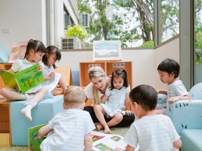 Kindergarten reading time at Raintree International